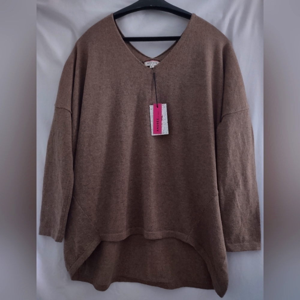 ANDREE BY UNIT Brown Knit Sweater
